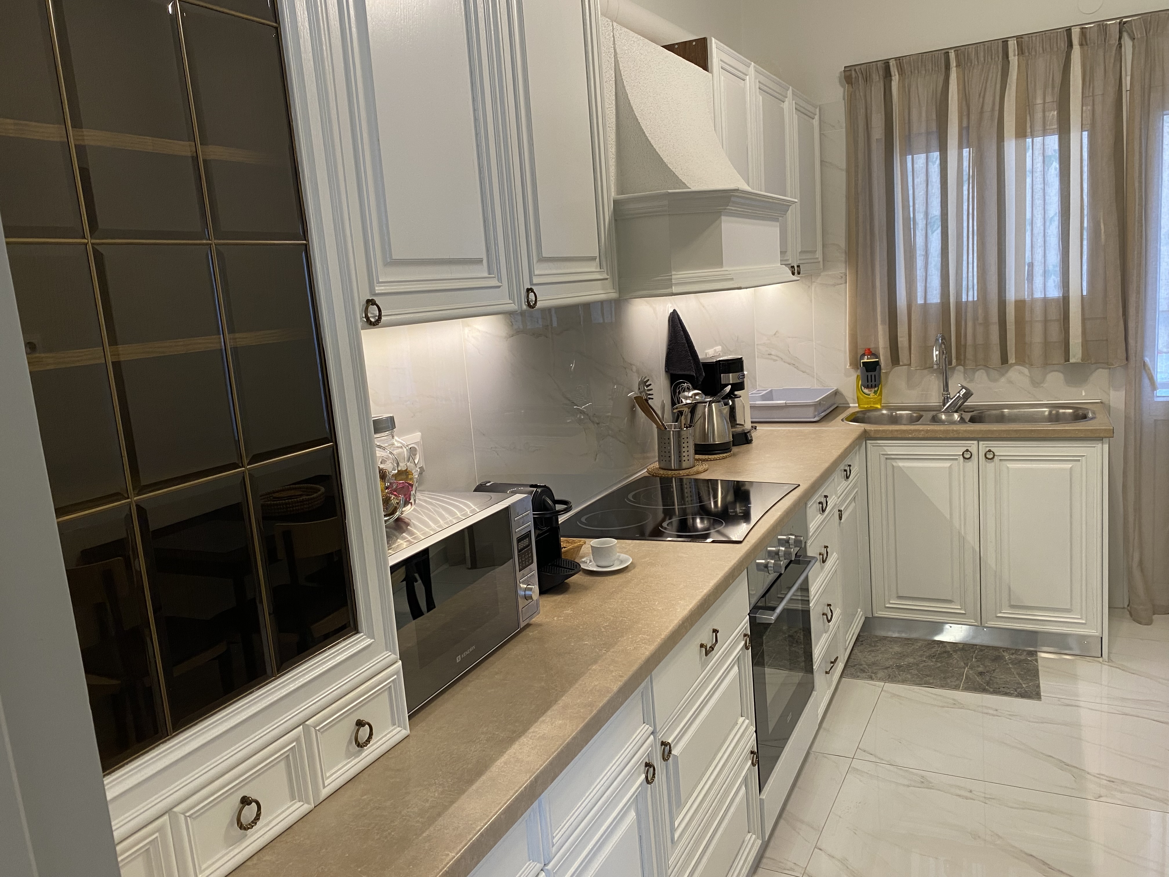 Apartment 1 - Image 3